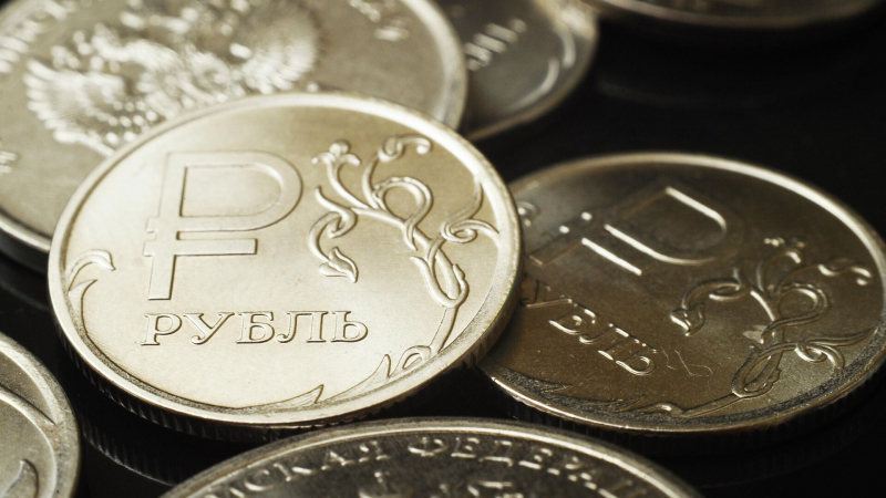 Рубль впервые стал главной валютой для расчетов с азиатскими странами
