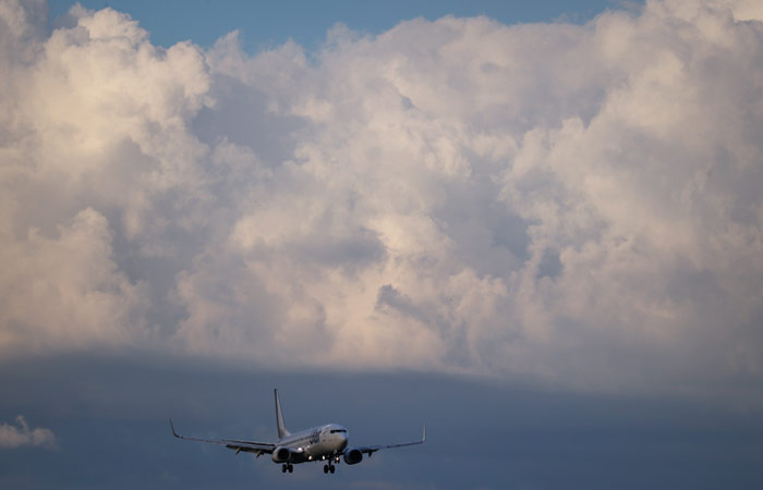 Минтранс даст право опоздавшим на рейс пассажирам использовать обратный билет