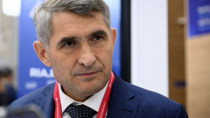 Николаев открыл сессию форума «Стратегия и практика успешного бизнеса»