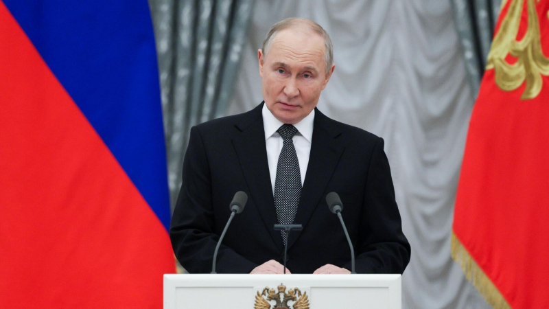 Путин вдохновляет Африку на борьбу с колониализмом, заявил лидер делегации