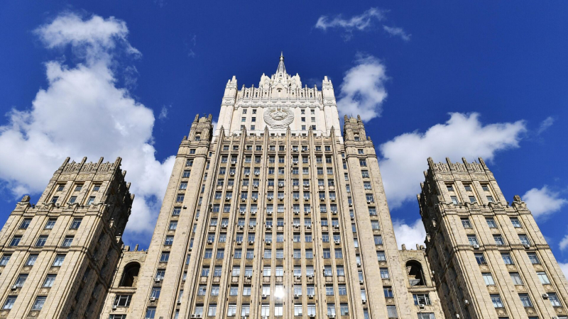 Россия и ОАЭ выступили за скорое проведение международной встречи по Сирии