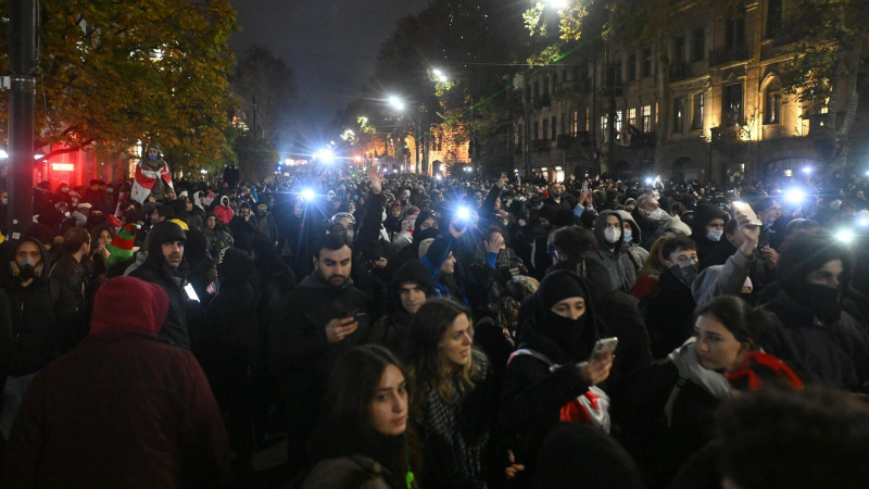 В Тбилиси завершился митинг оппозиции