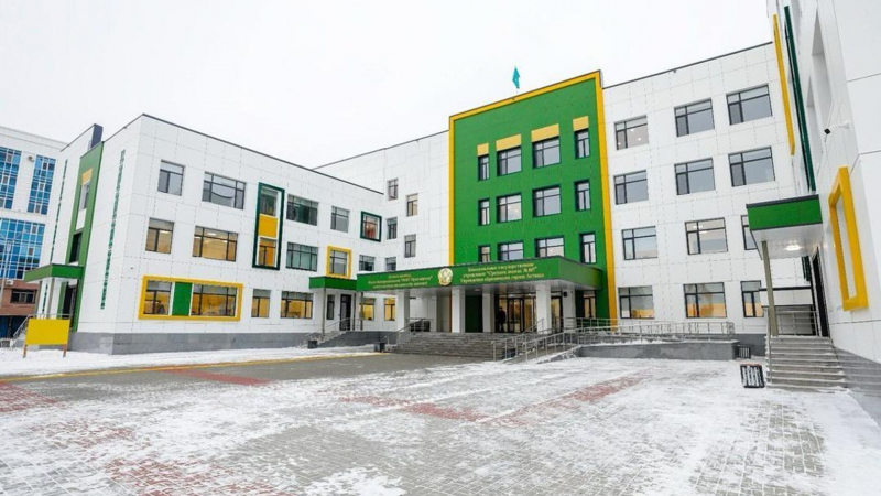 Токаев одобрил закон, внедряющий образовательную накопительную систему "Келешек"